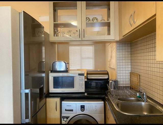 2 BEDROOM APARTMENT FOR SALE IN SANDTON CENTRAL